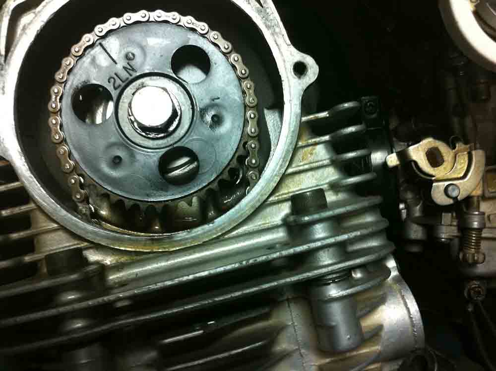 Stepbystep timing chain and sprocket replacement XT225+250 Rider's Group